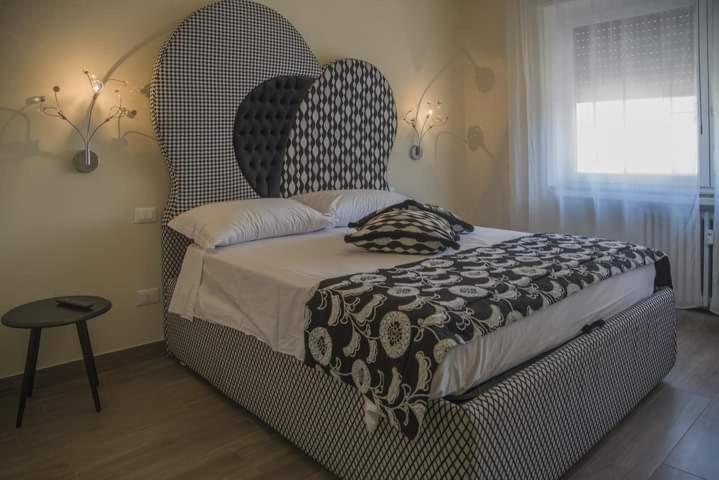Central Station Rooms Mestre Rum bild